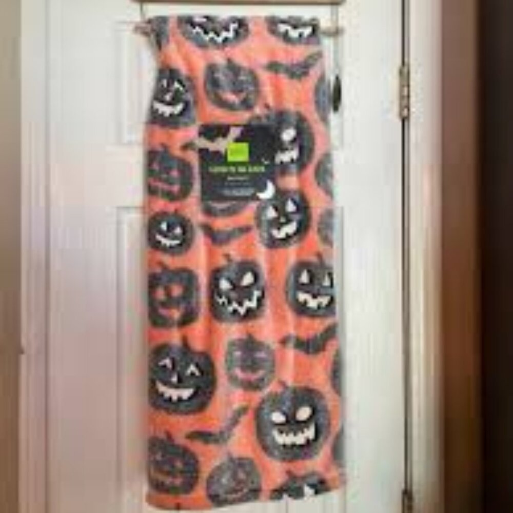 Urban Domain Glow-in-the-Dark Jack O Lantern Blanket
